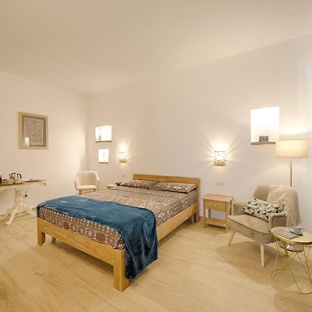 Cozy Guest House Downtown Olbia Extérieur photo