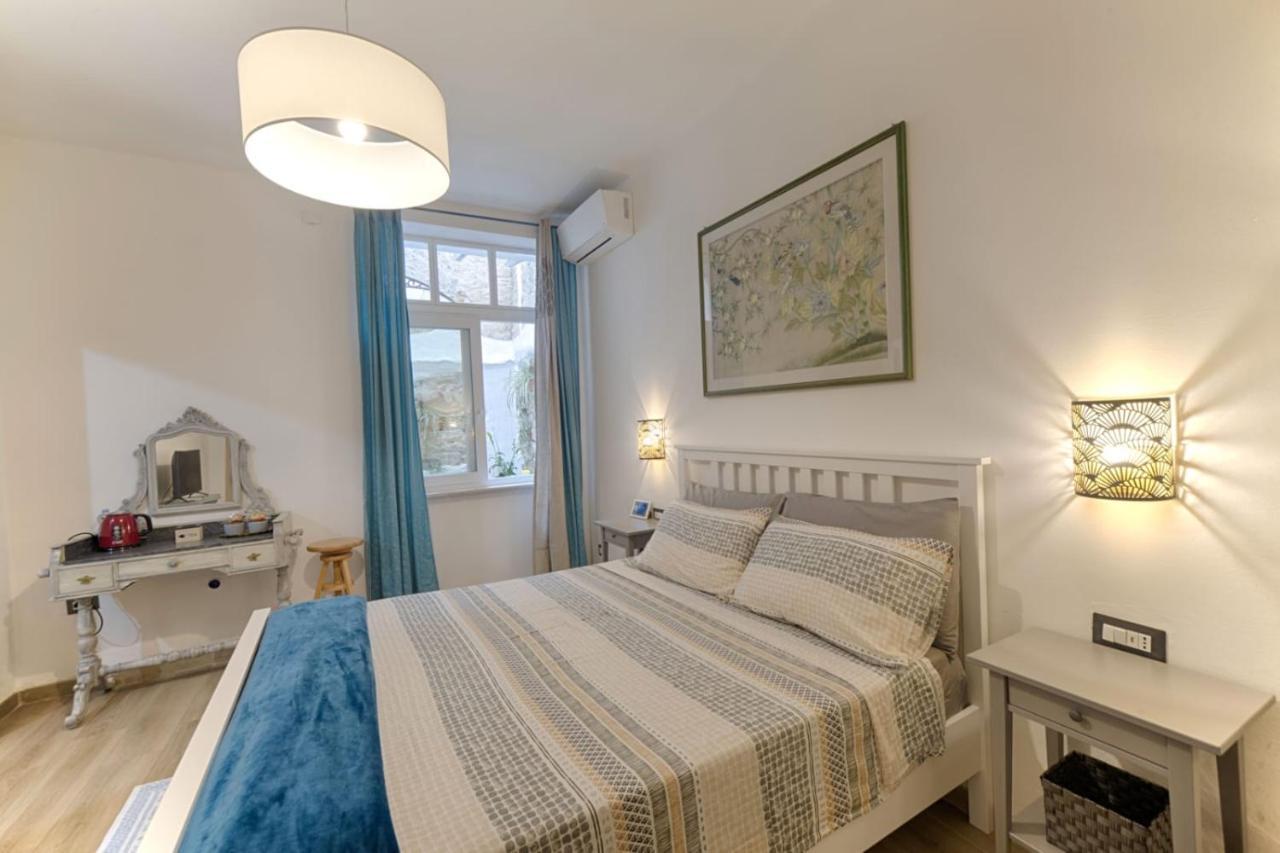 Cozy Guest House Downtown Olbia Extérieur photo