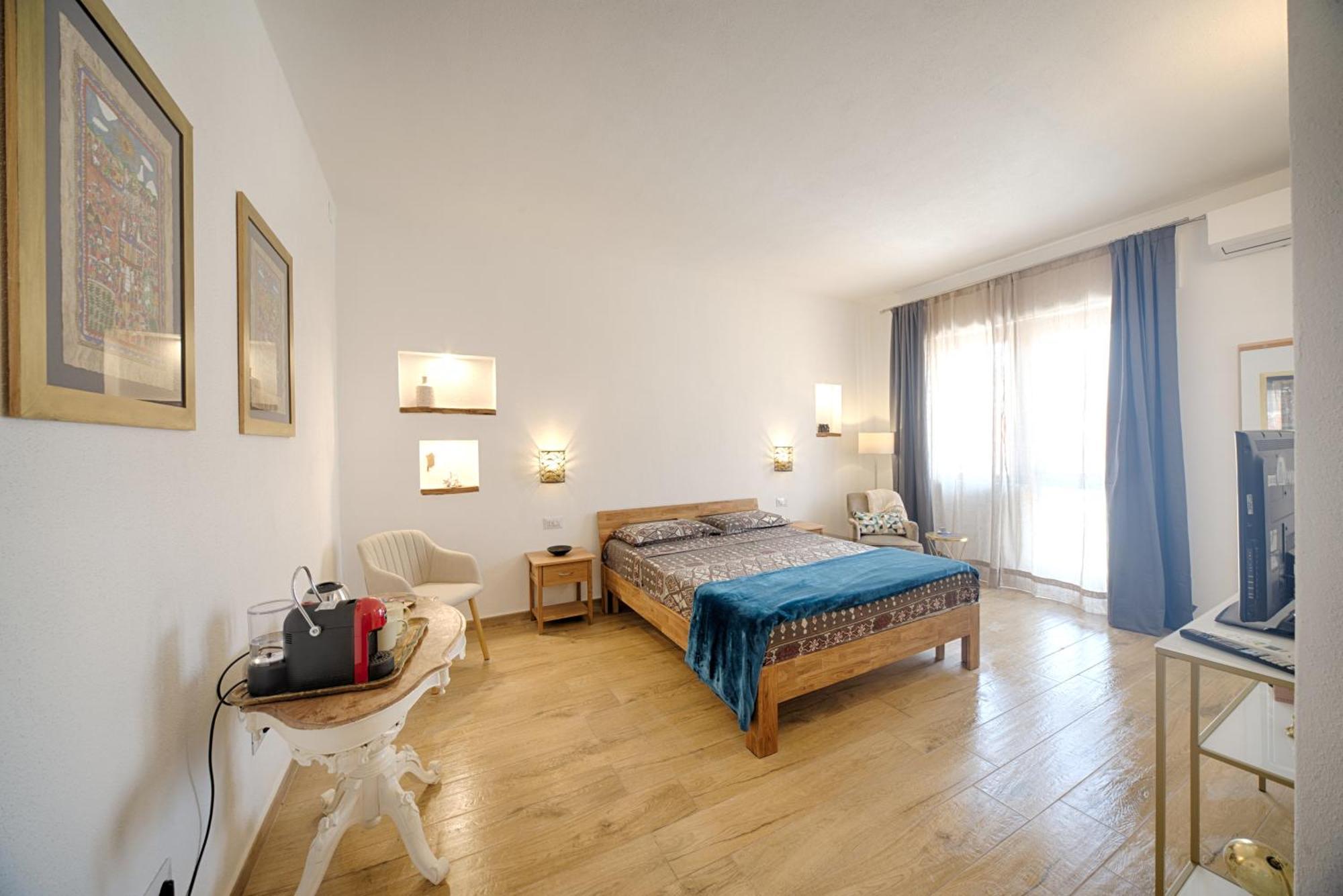 Cozy Guest House Downtown Olbia Extérieur photo