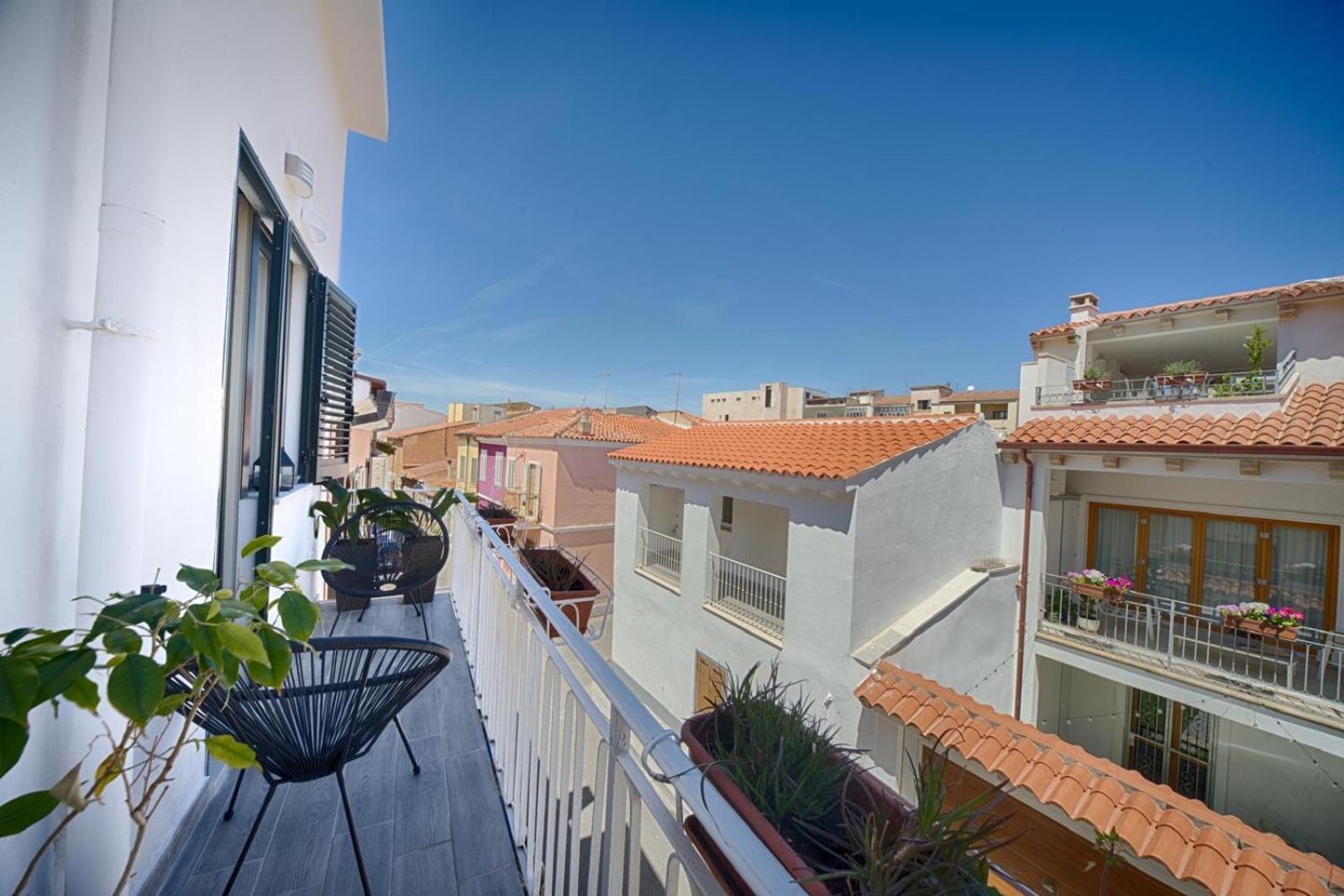 Cozy Guest House Downtown Olbia Extérieur photo